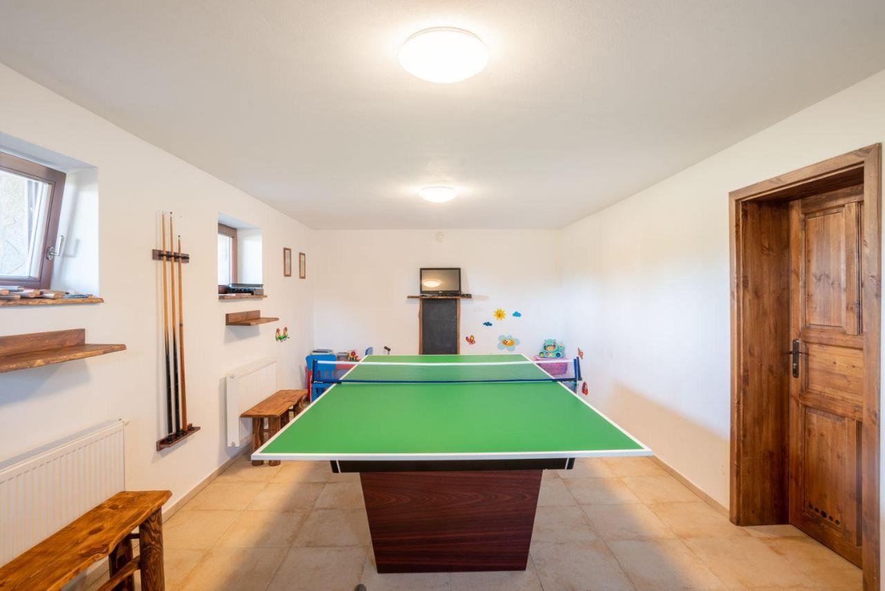 Apartmany Srub Vytonka Lipno เชดนีวีตอน ภายนอก รูปภาพ