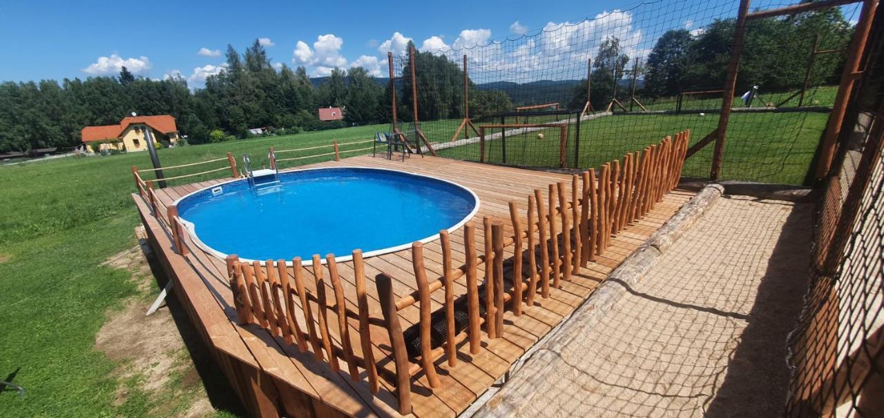 Apartmany Srub Vytonka Lipno เชดนีวีตอน ภายนอก รูปภาพ